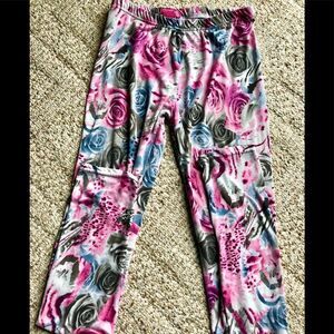 Fun leggings by Prestige size medium